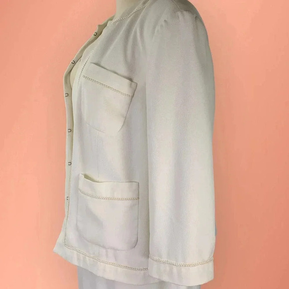 Focus on Suits Two Piece Blazer Suit Jacket Pencil Skirt Set Size 22W Ivory - Picture 8 of 16